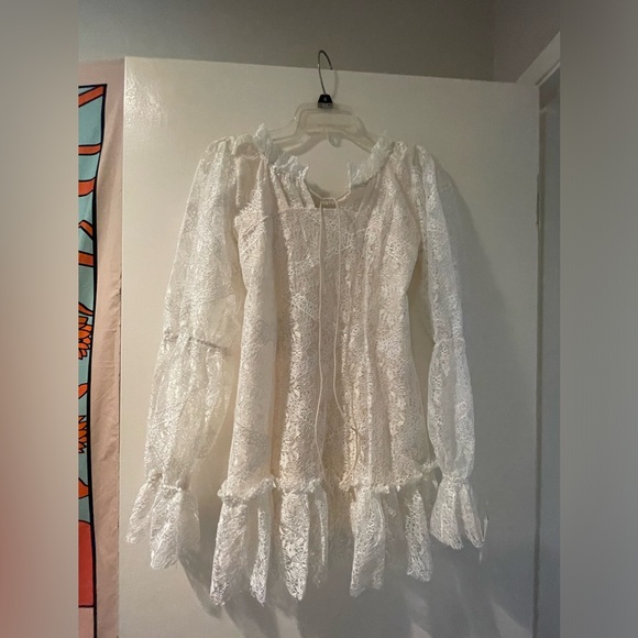 Korean white dress - Picture 2 of 5